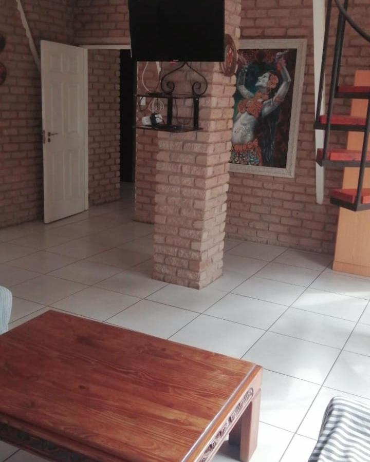 Villa Africa Guesthouse Tsumeb Exteriör bild