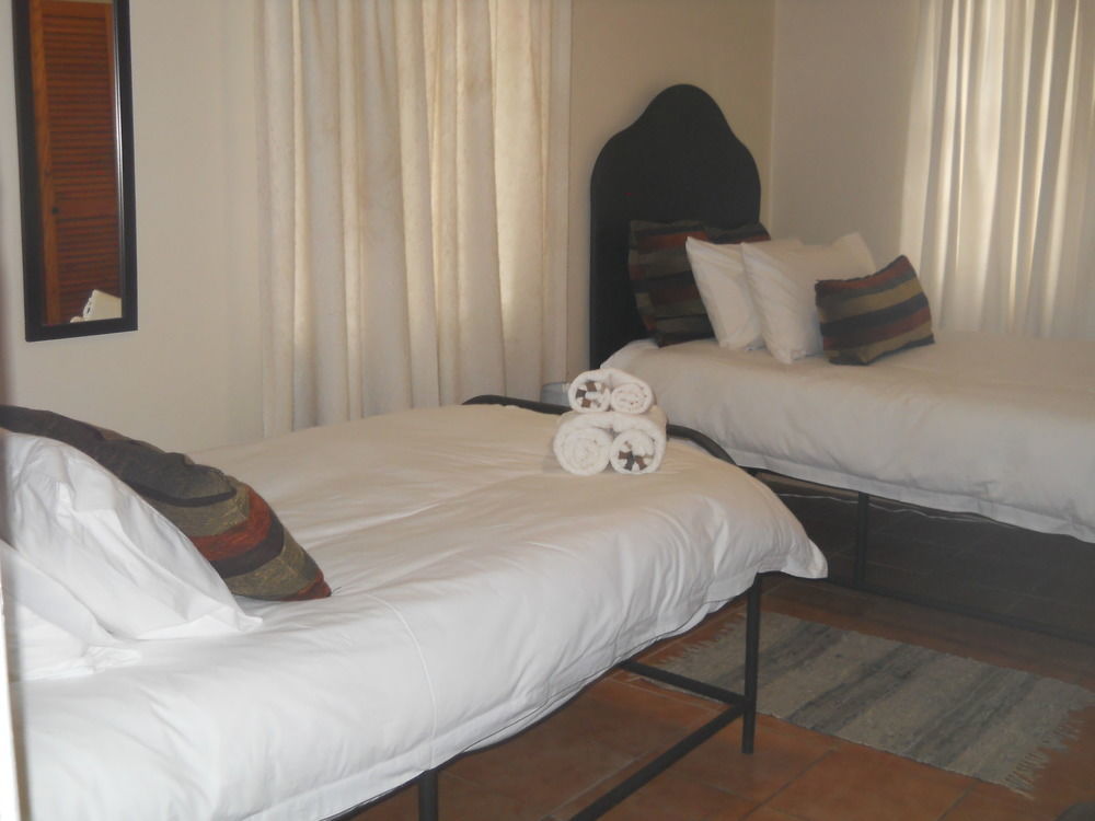 Villa Africa Guesthouse Tsumeb Exteriör bild